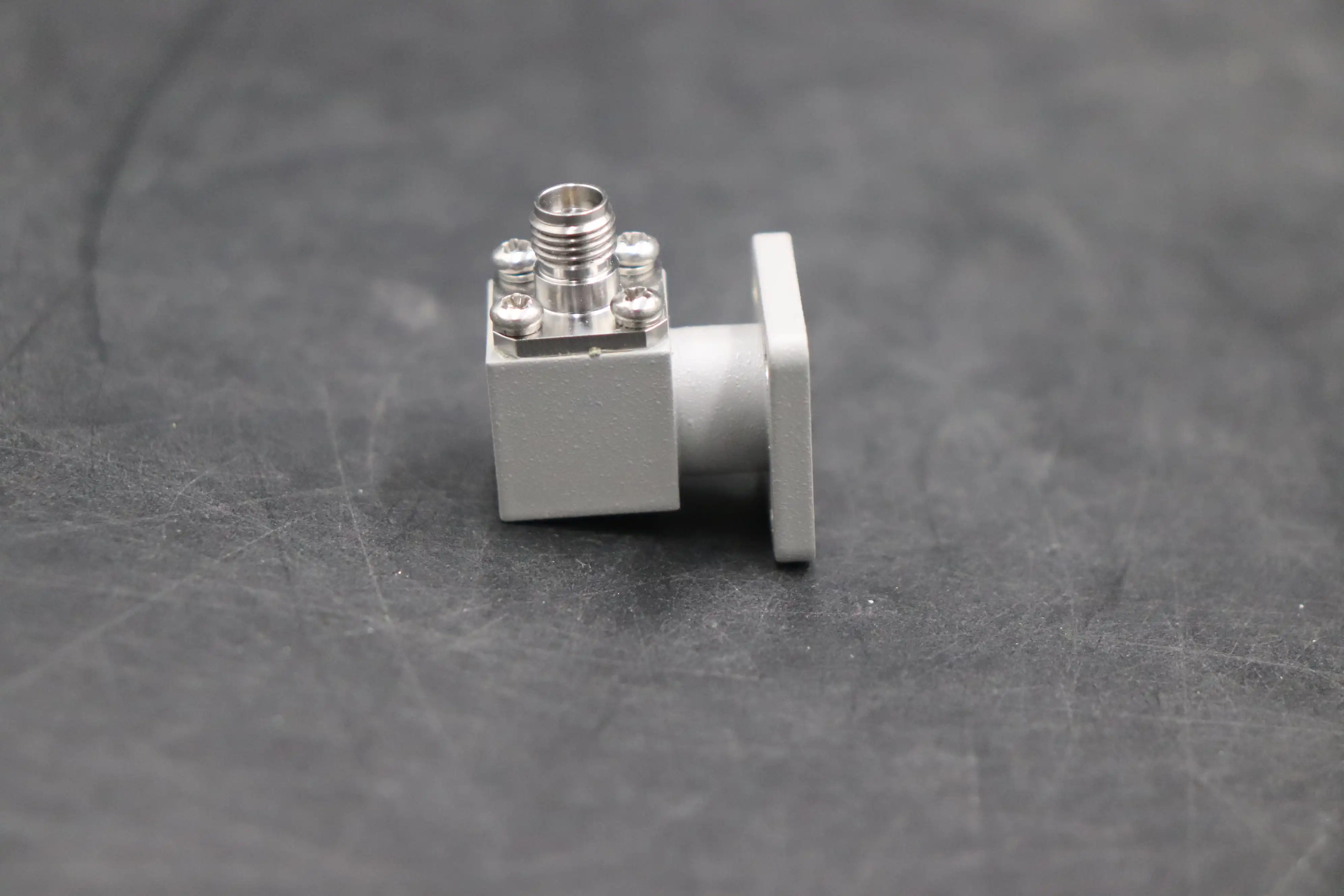 Circular Waveguide To Coaxial Adapter Circular Waveguide To Coaxial Adapter
