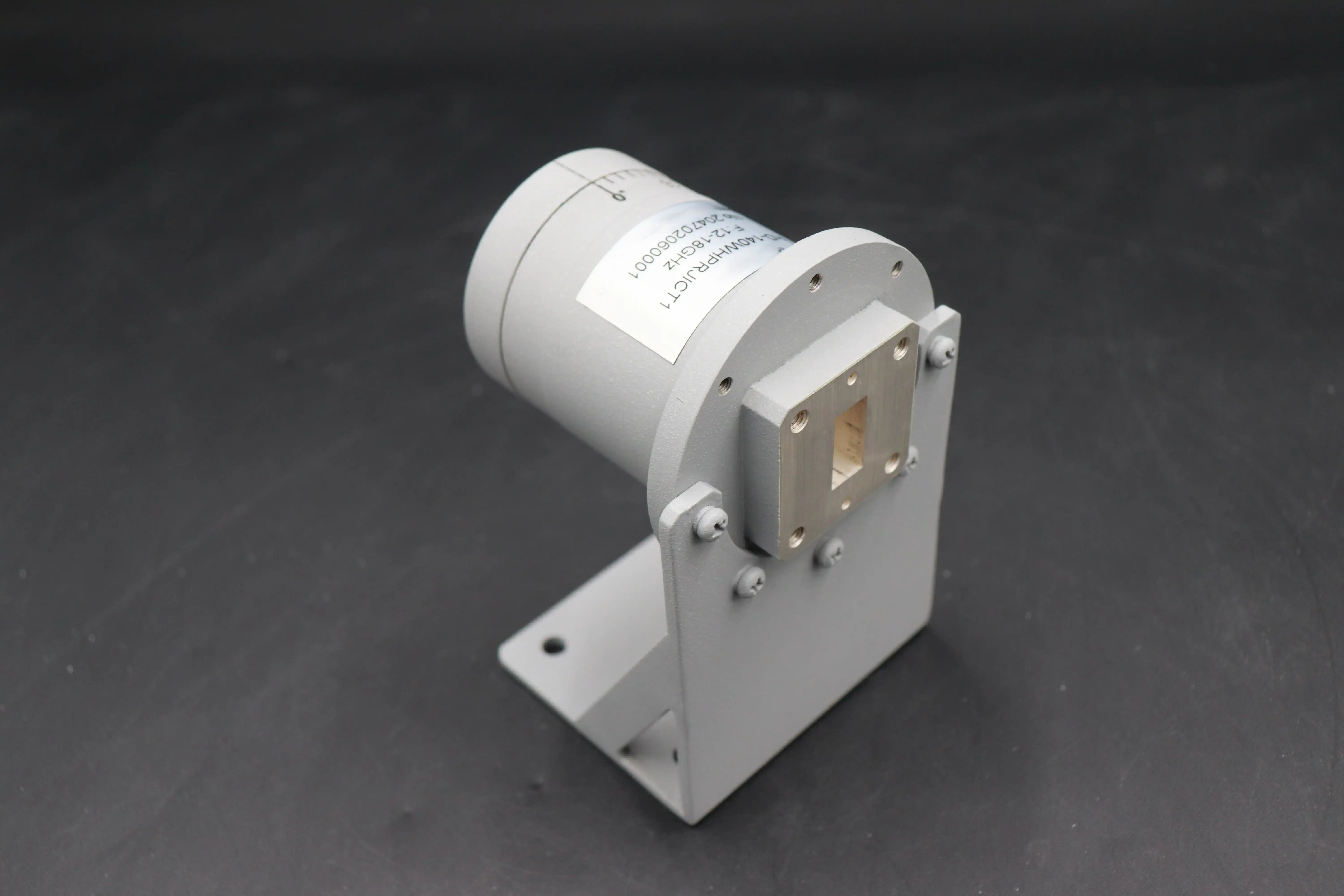 90° Polarized Rotary Joint 90° Polarized Rotary Joint