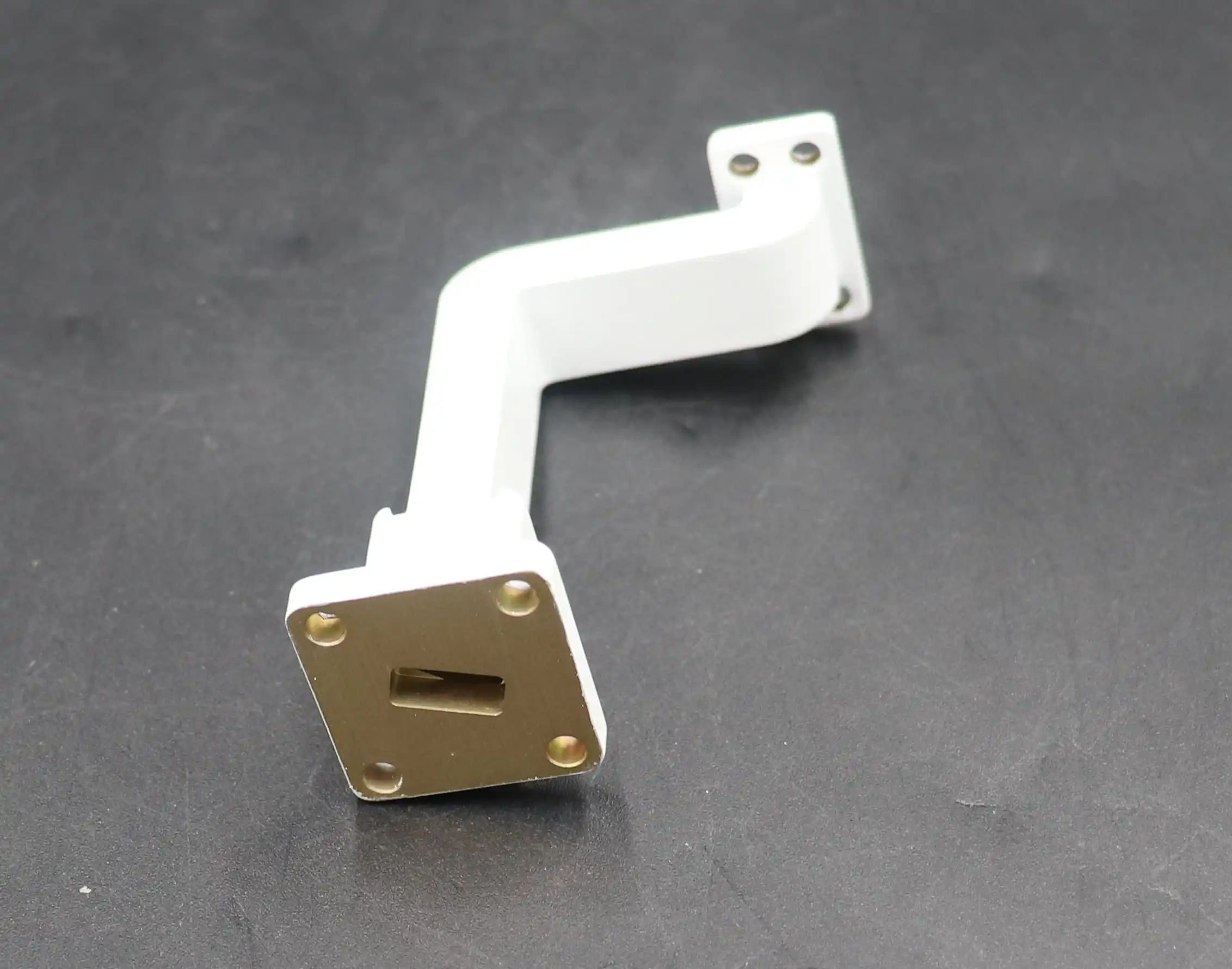 Inflatable twist waveguide